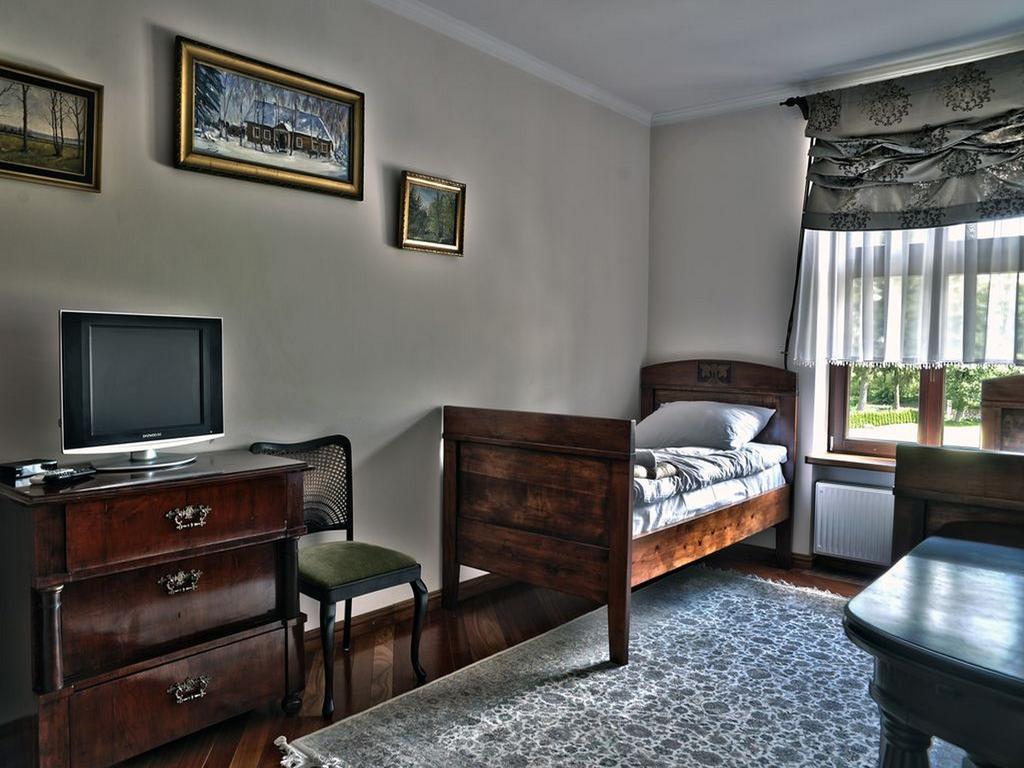 Palac Plocko Otel Oda fotoğraf