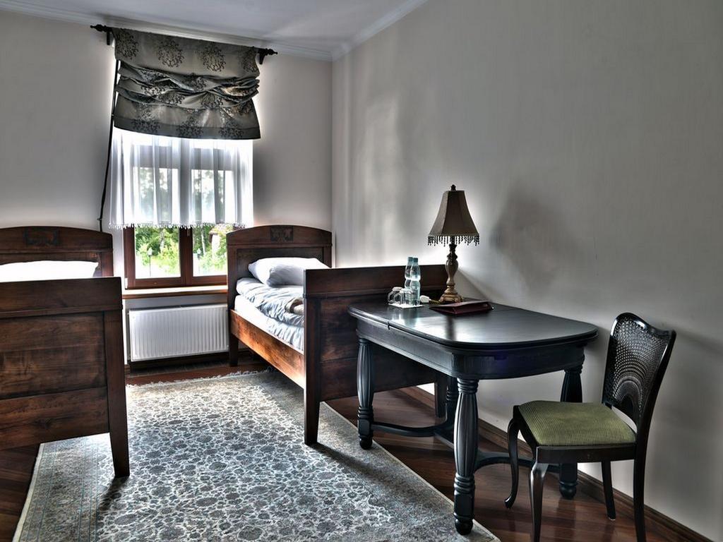 Palac Plocko Otel Oda fotoğraf